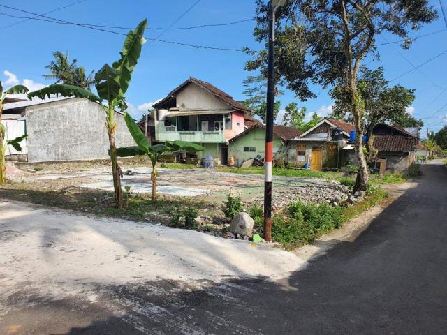 Dijual tanah pekarangan 352m² lok Ngemplak